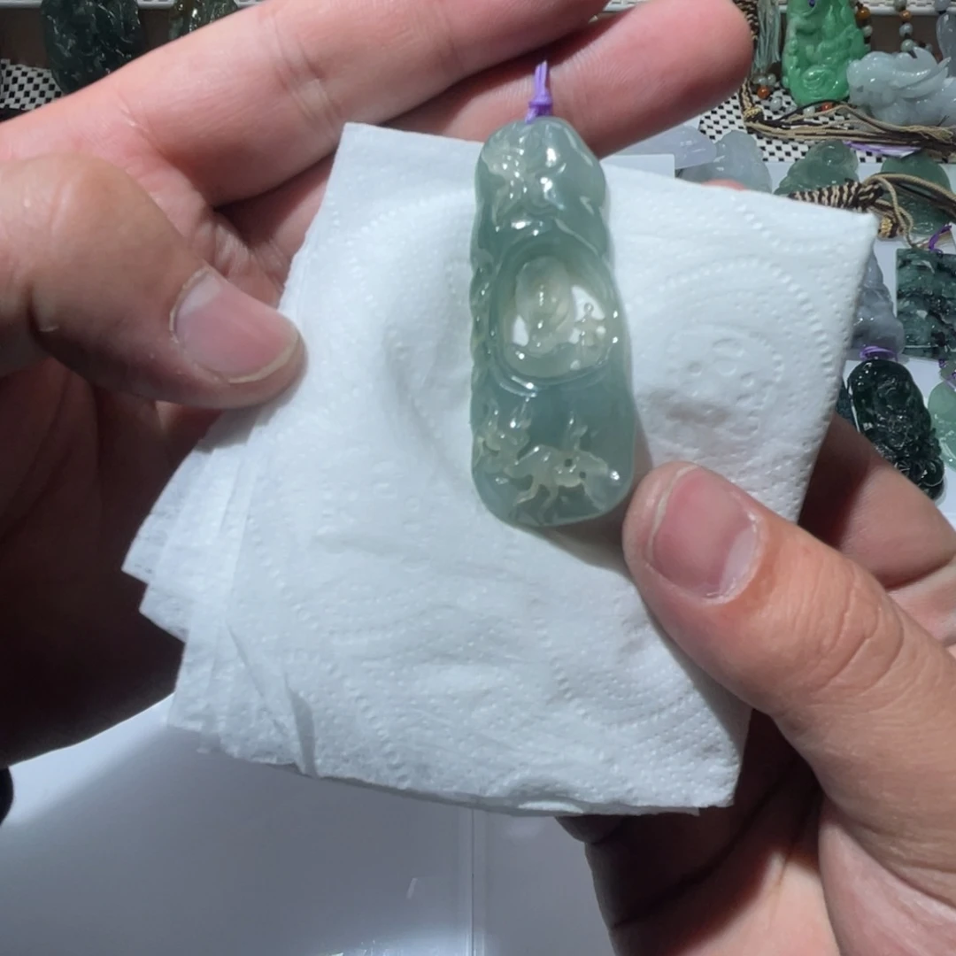 翡翠颈饰未镶嵌天然