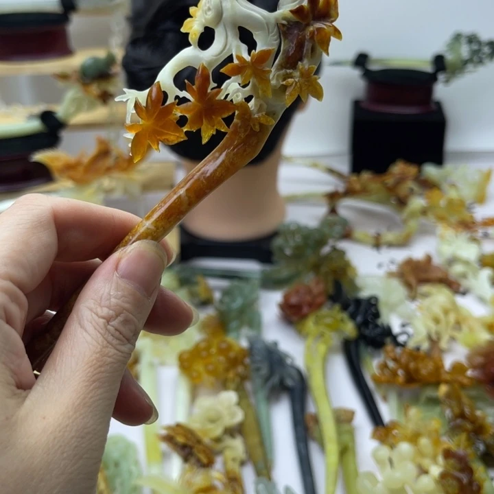 Z***z蛇纹石玉合金发饰