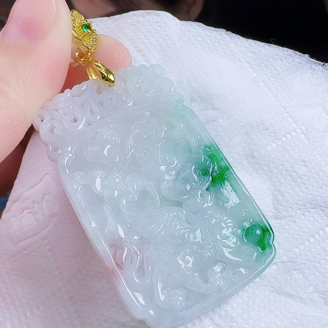 翡翠颈饰未镶嵌多样性发一个