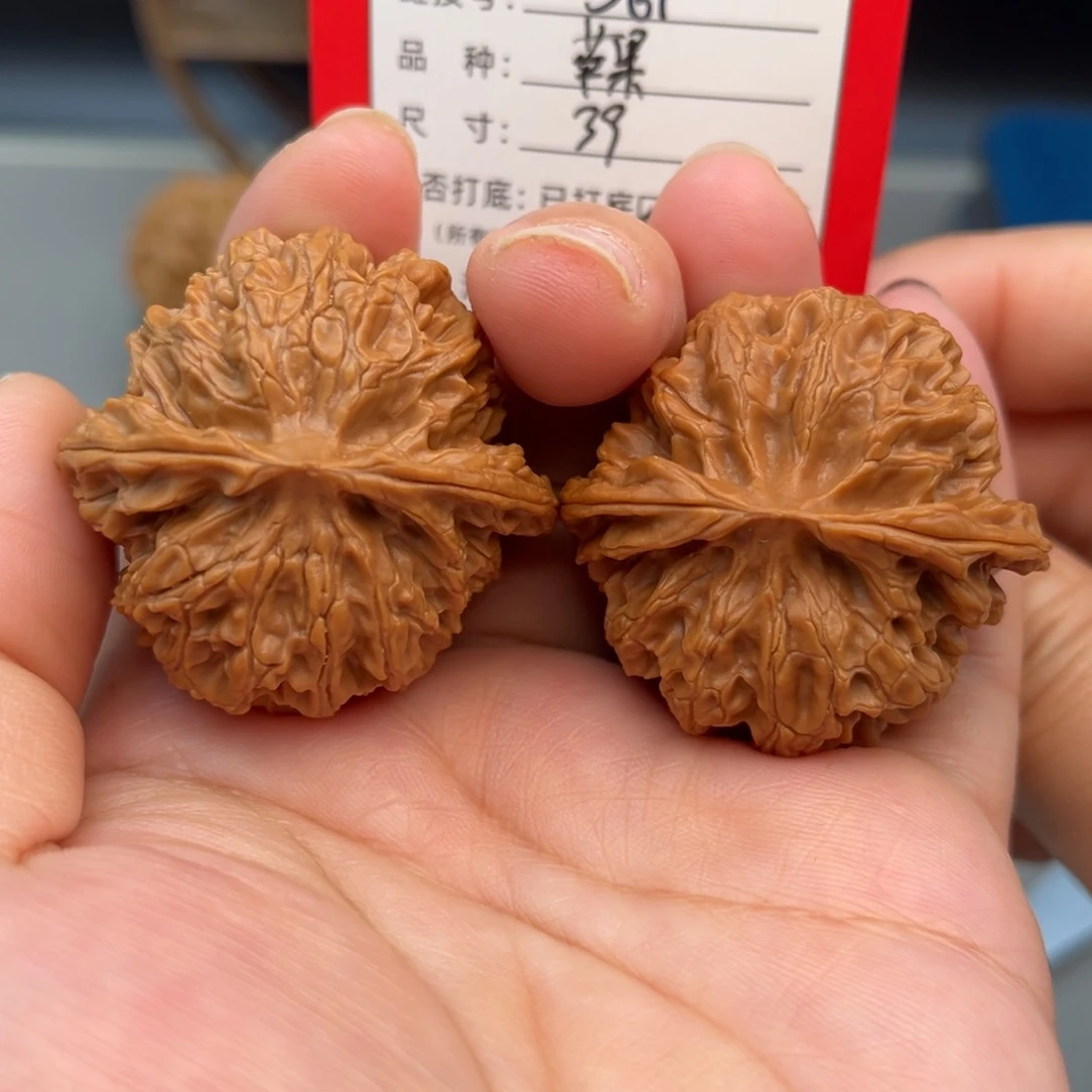 文玩核桃吊坠文玩核桃