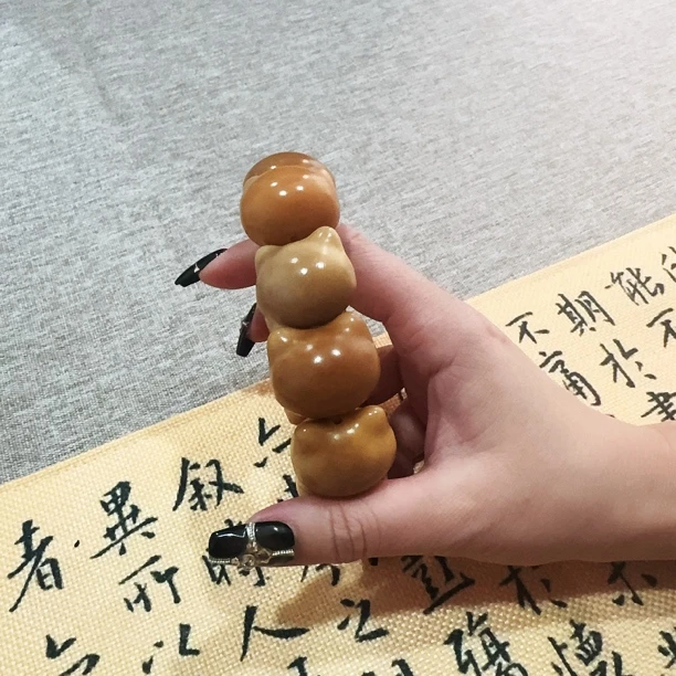 “大喵”象牙果手把件/手串/手持