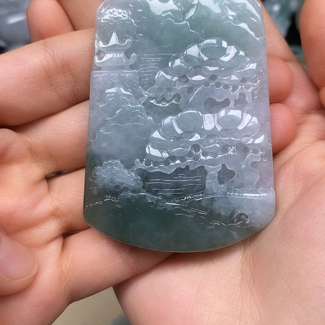 娟***姐翡翠未镶嵌颈饰山水