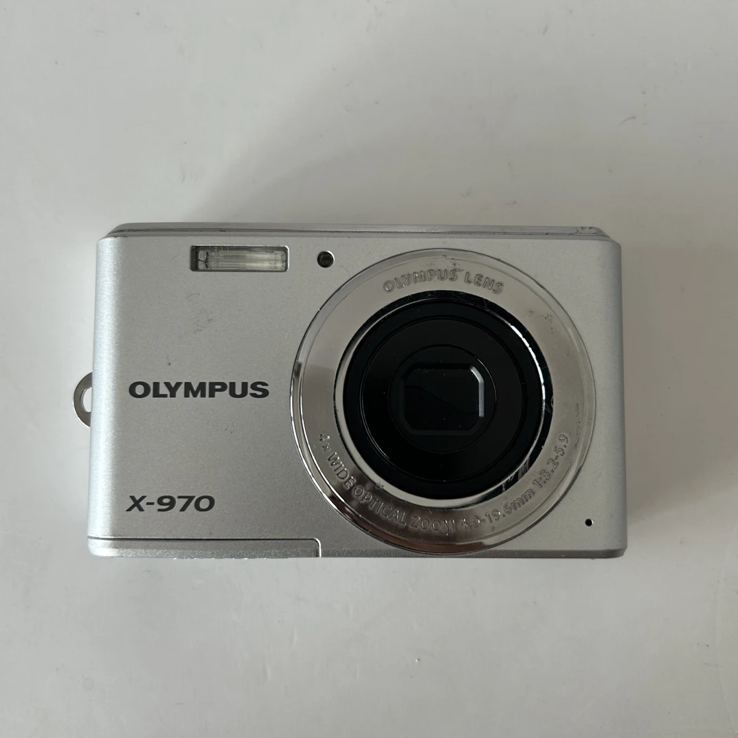 9新 Olympus/奥林巴斯 X970 1200w像素3倍光变 冷白复古胶片