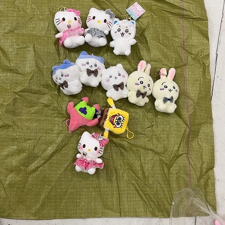 谊***旧毛绒如图11个毛绒挂件总价