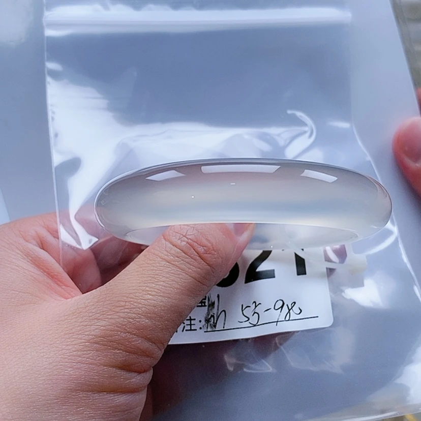 【闪购商品】玛瑙/玉髓手镯未镶嵌h*h