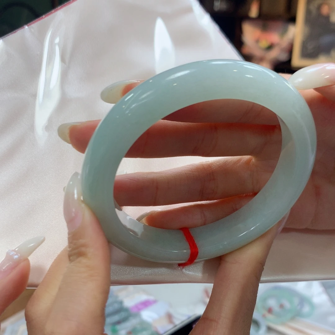 未镶嵌手镯翡翠翡翠