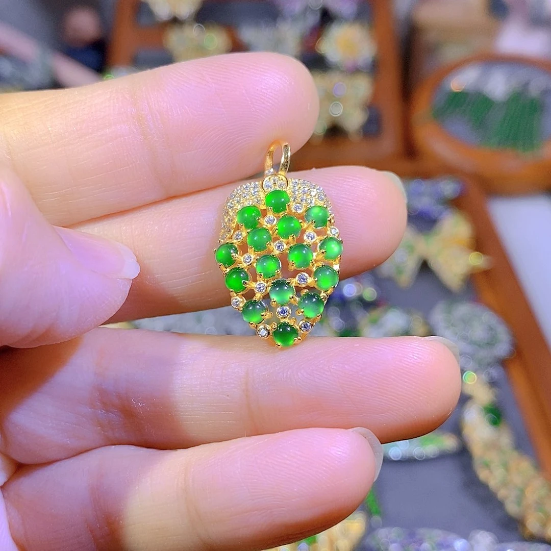 颈饰银S925镶嵌翡翠