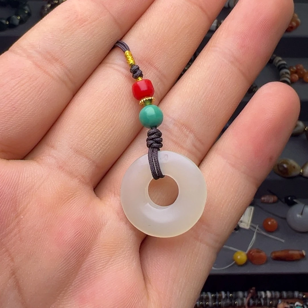 和田玉（糖玉）未镶嵌颈饰