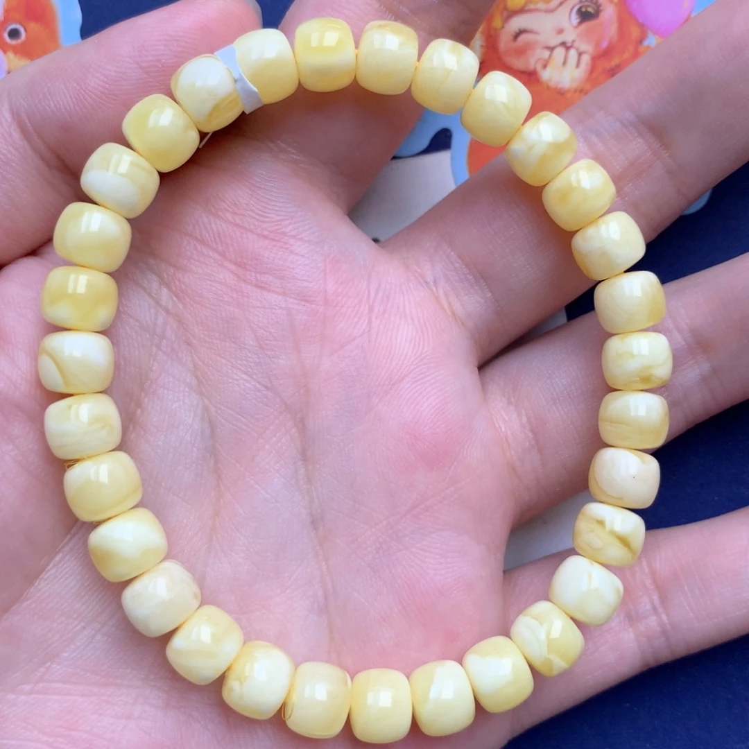 蜜蜡未镶嵌珠宝奇石255
