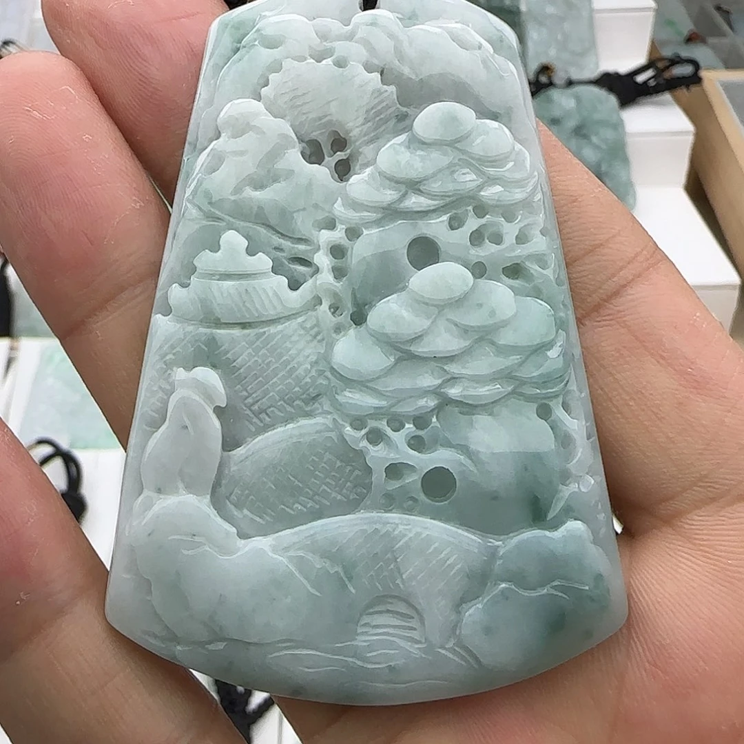 翡翠未镶嵌颈饰翡翠