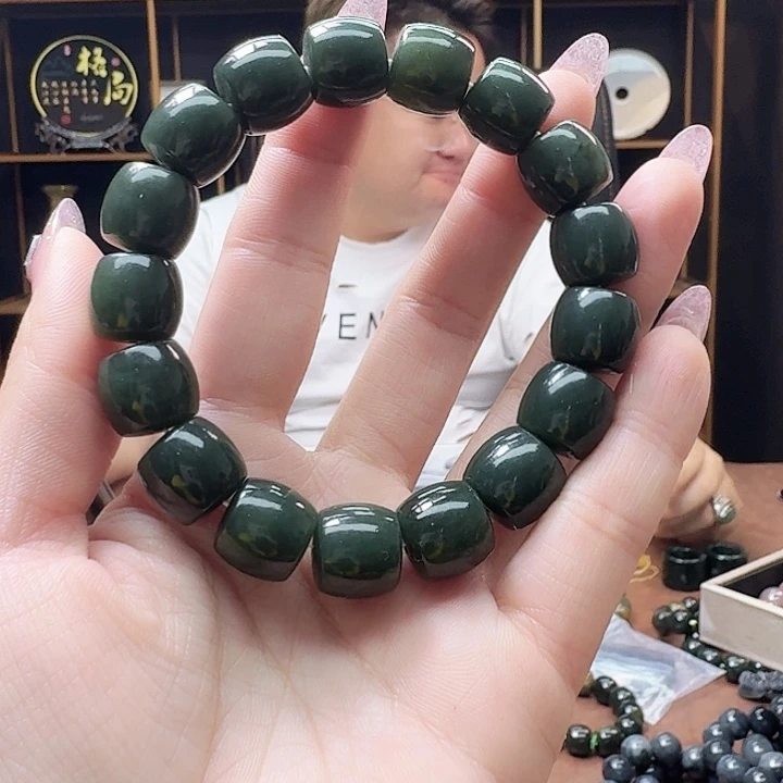 手链未镶嵌和田玉