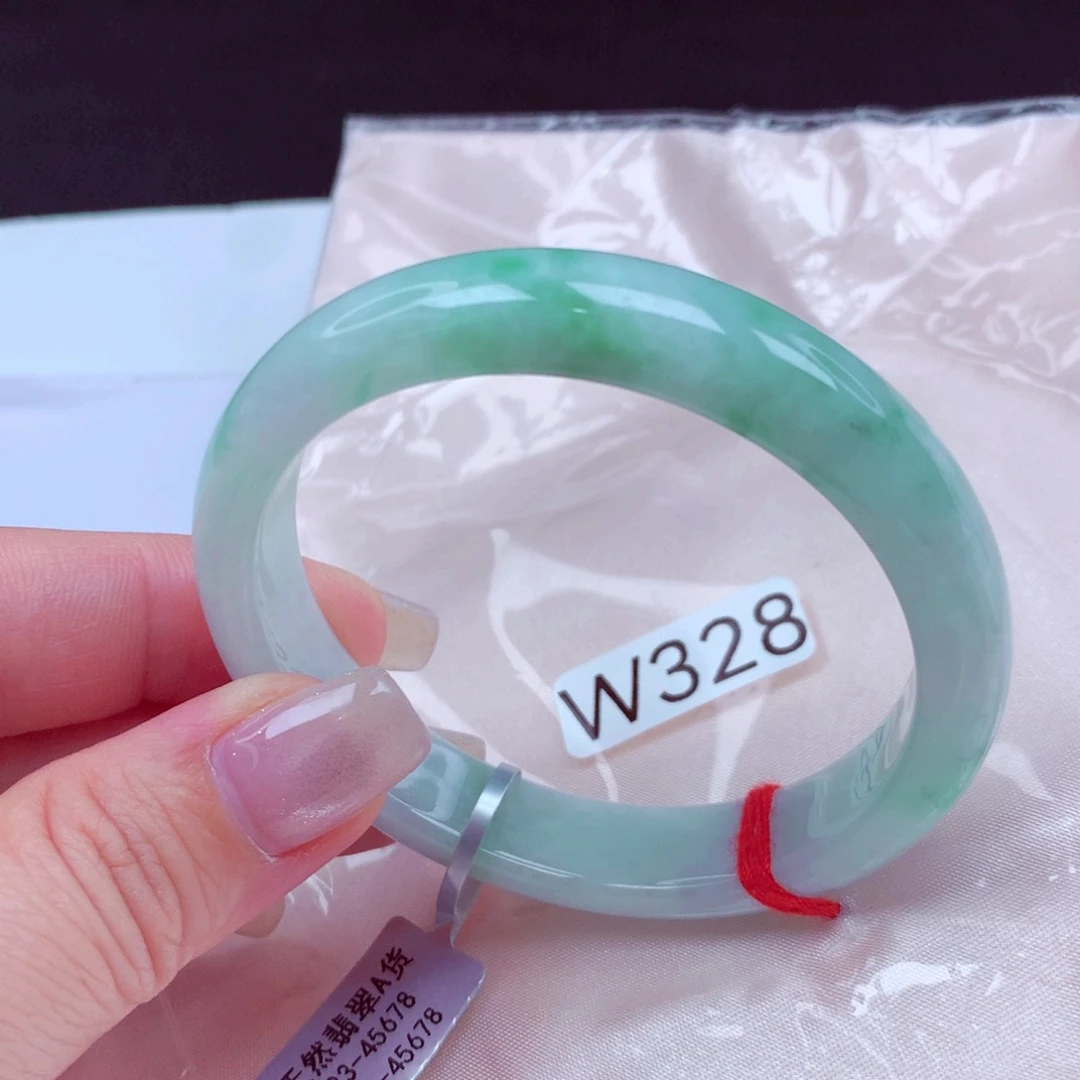 翡翠手镯未镶嵌手镯88