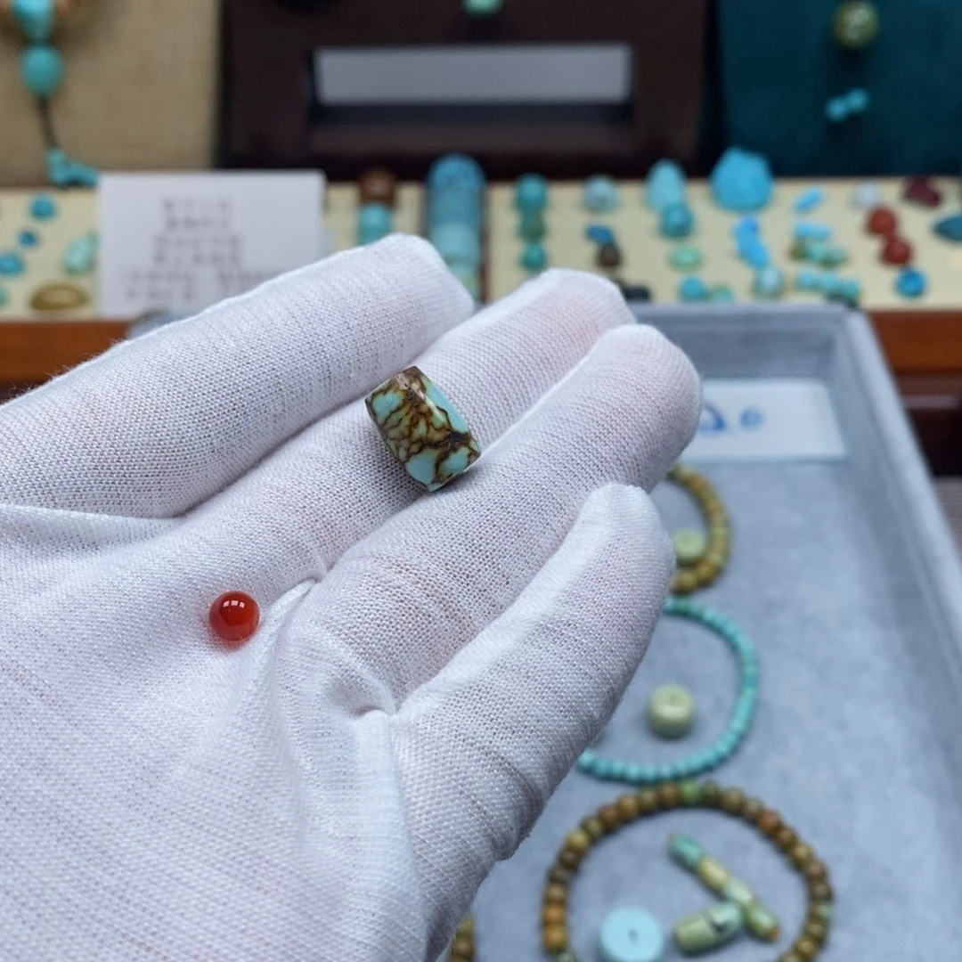 未镶嵌配饰南红玛瑙