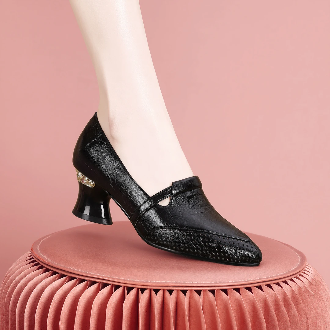 梵芮诗新款2025春夏尖头镂空透气时尚百搭粗跟低跟女单鞋-1554