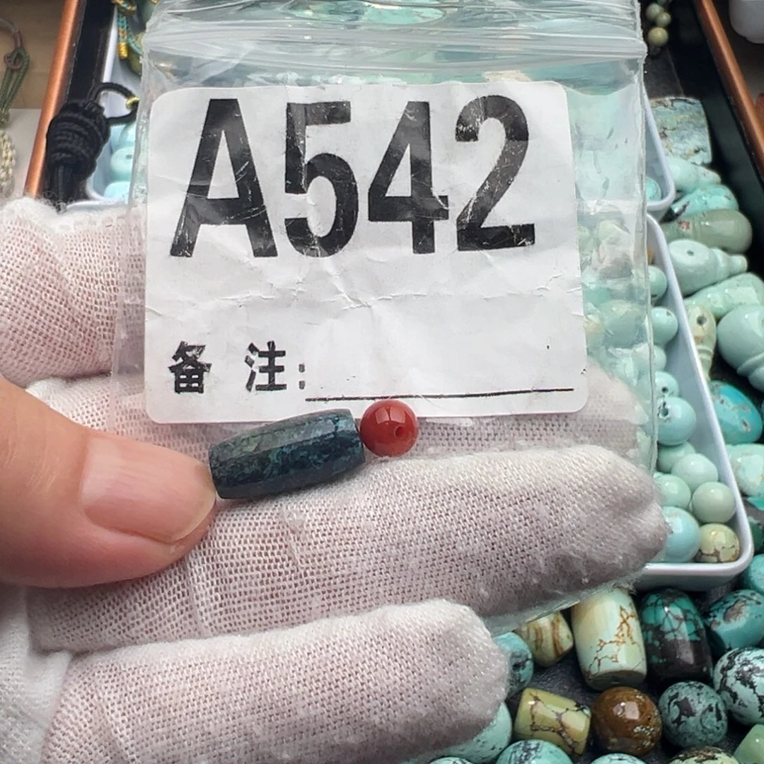 未镶嵌卡7➕乌兰花桶珠南红玛瑙