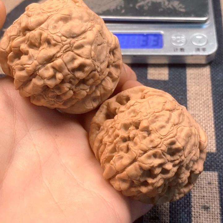 吊坠文玩核桃全品龙鼎