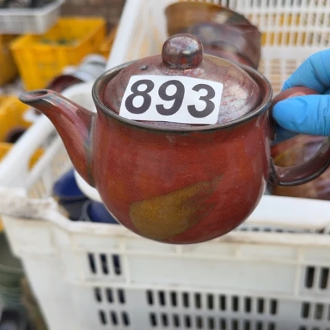 泥塑茶壶一只微瑕品