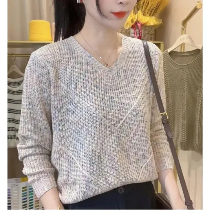 春装时尚休闲女装妈妈装一款毛衣，多场合适用，尽日常通勤款