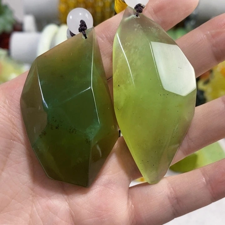 未镶嵌岫玉手把件大**儿
