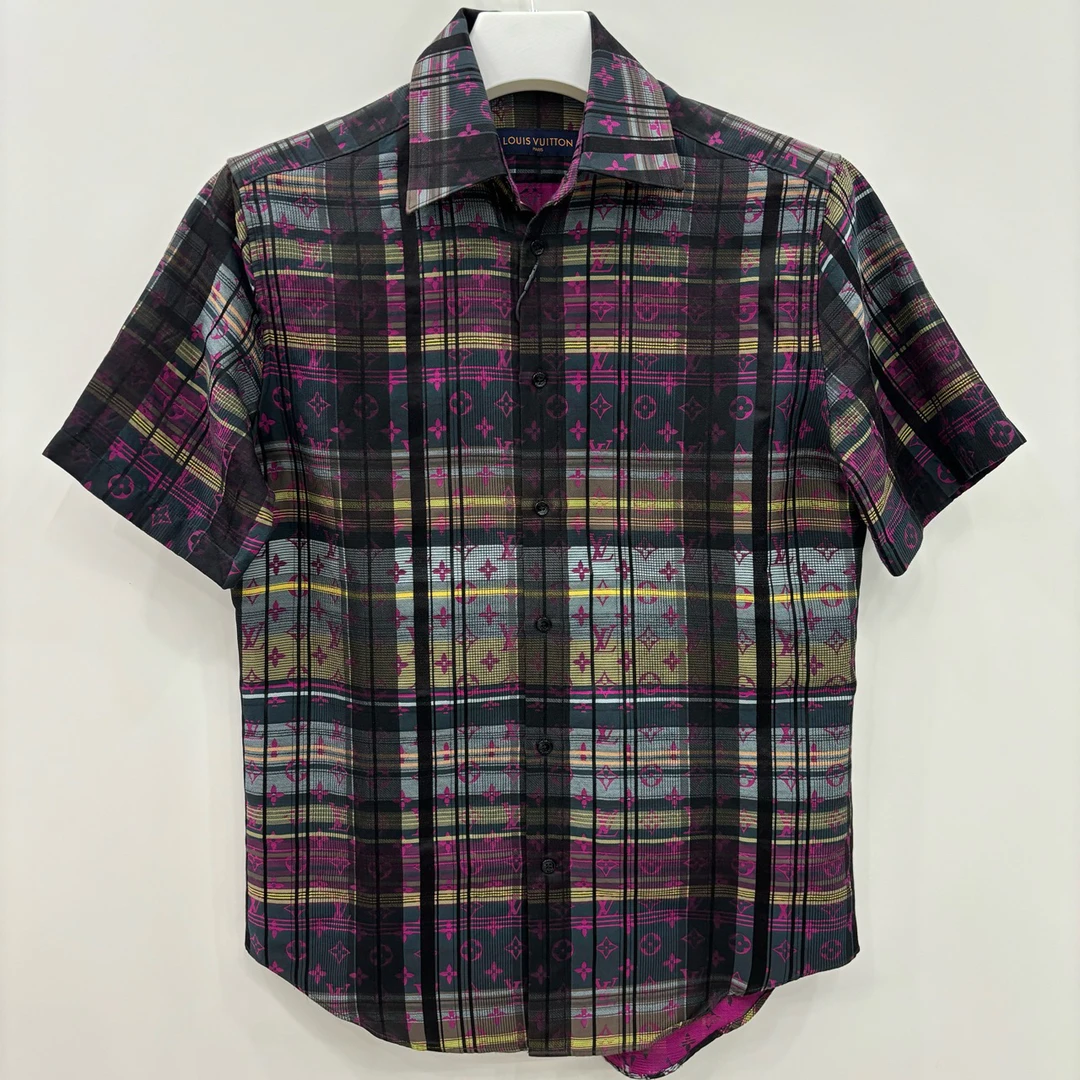 99新 LouisVuitton/路易威登 粉色格子满印老花短袖衬衫/M码/6038
