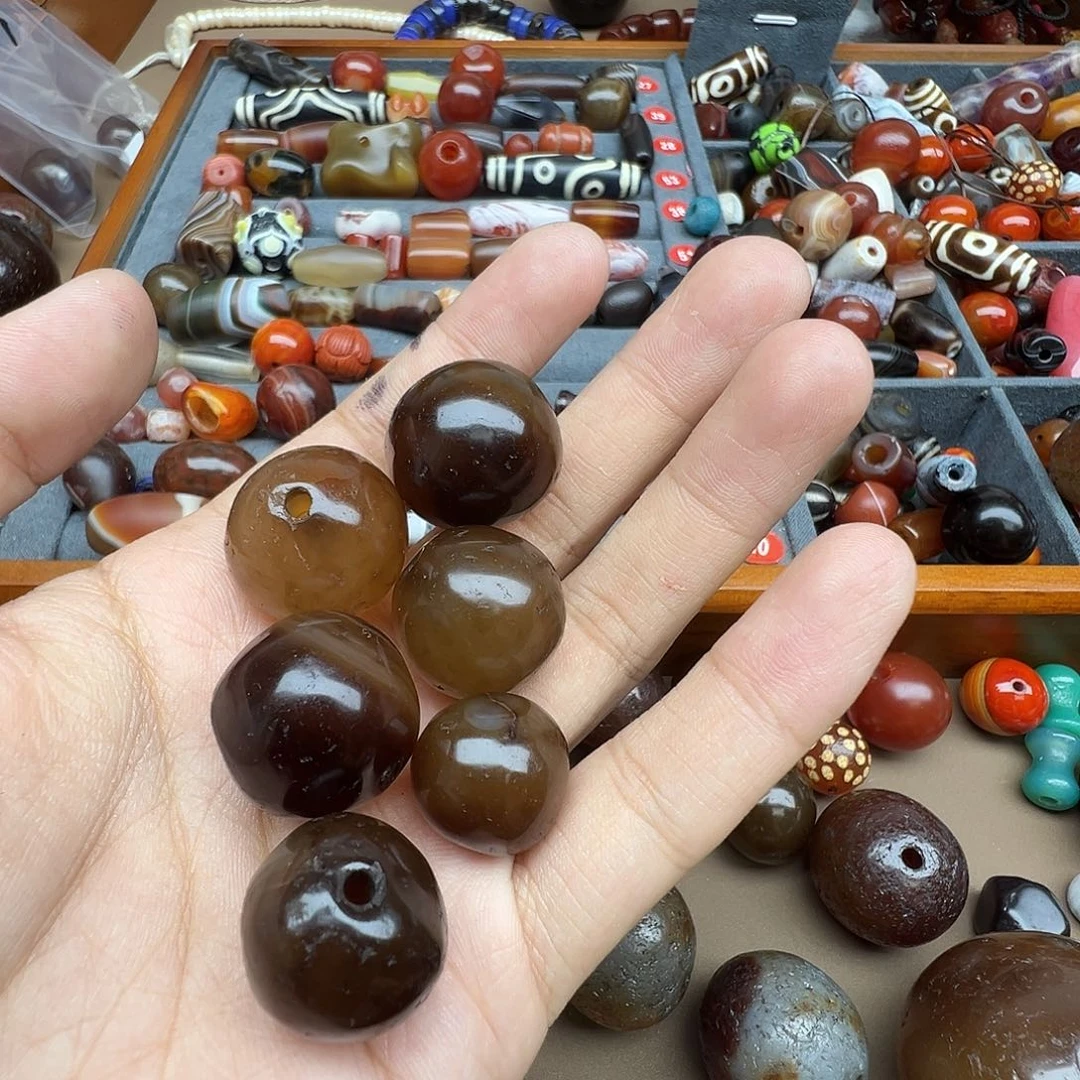 文***_未镶嵌玛瑙/玉髓珠宝半成品有裂