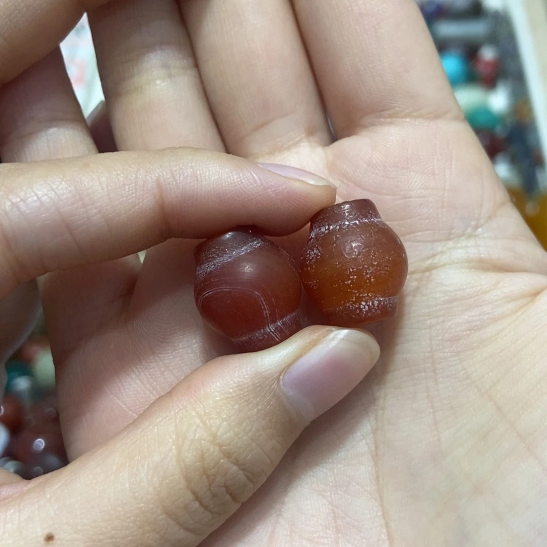 未镶嵌颈饰玛瑙/玉髓百***?