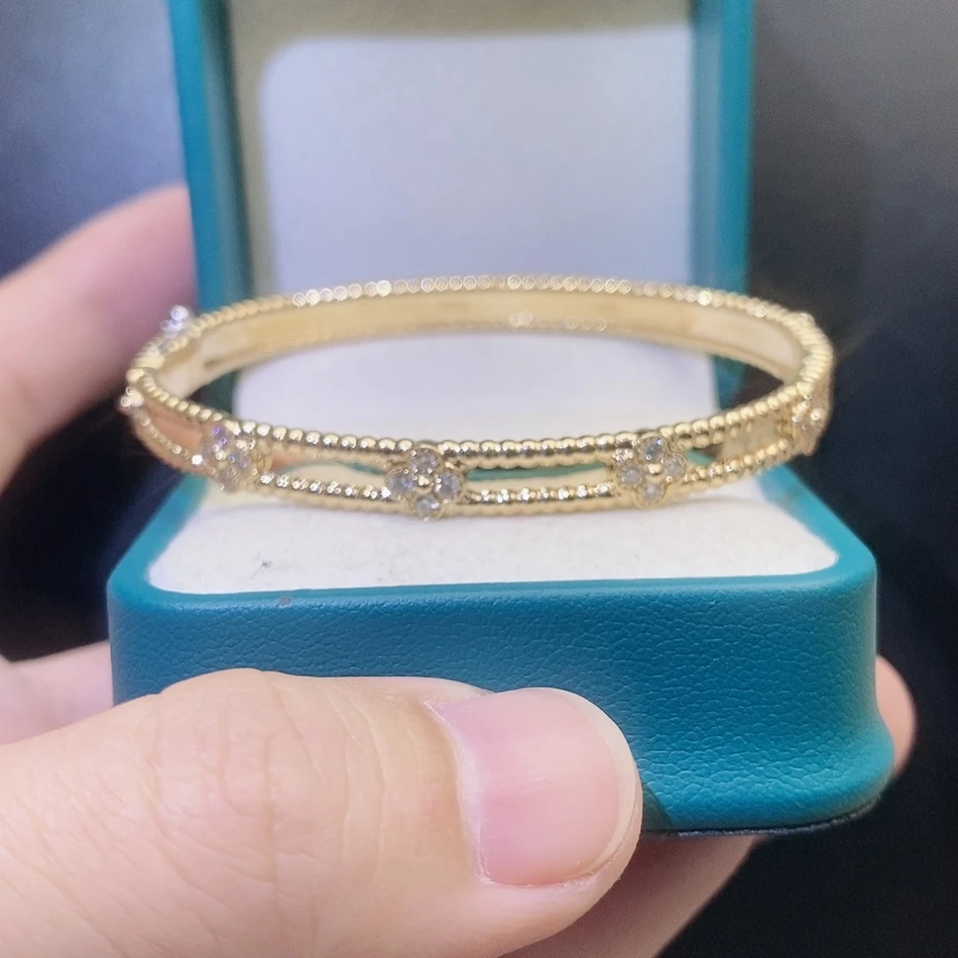 钻石手镯18K金镶嵌万花筒手镯K黄18克80分钻石