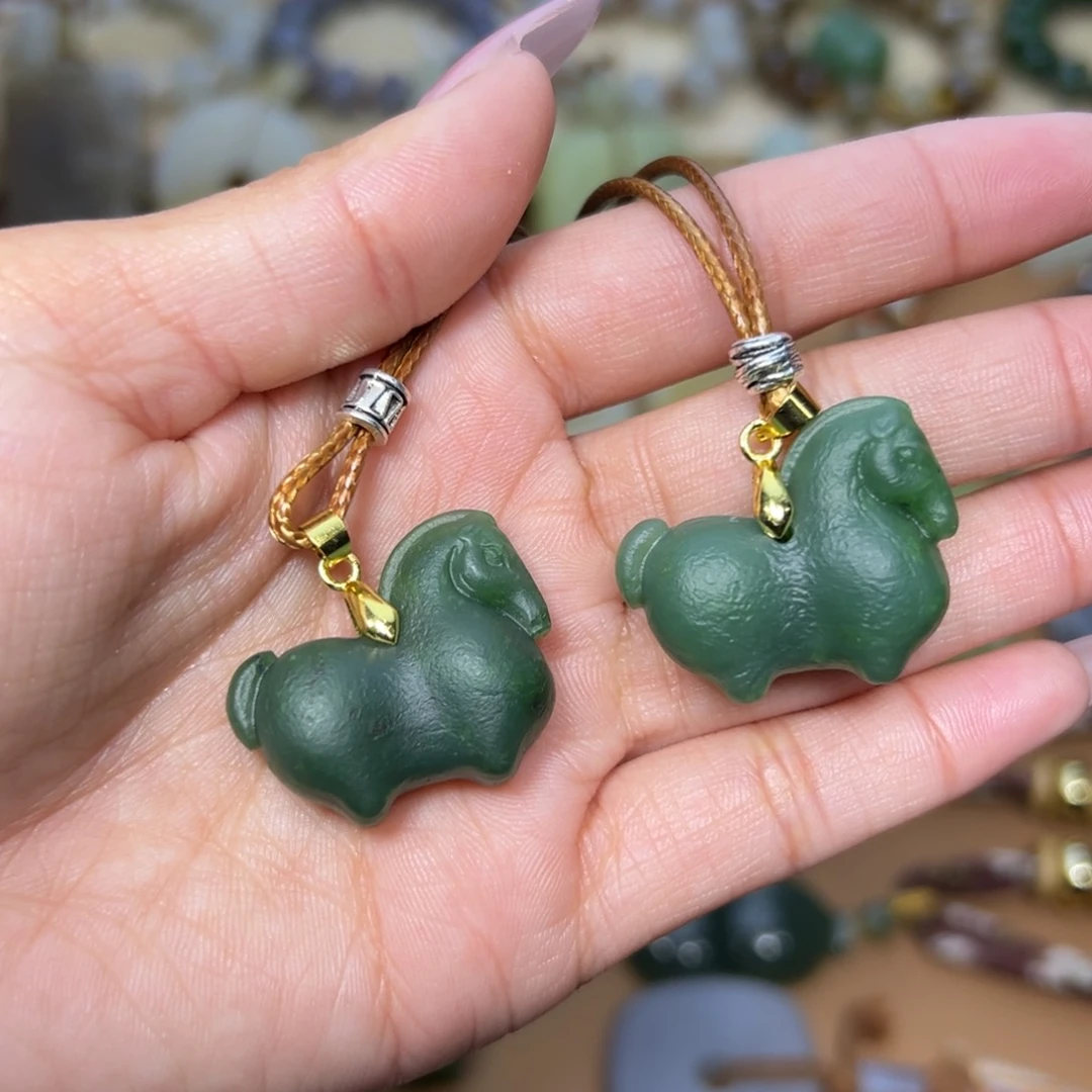 颈饰未镶嵌和田玉二选一多样性发货