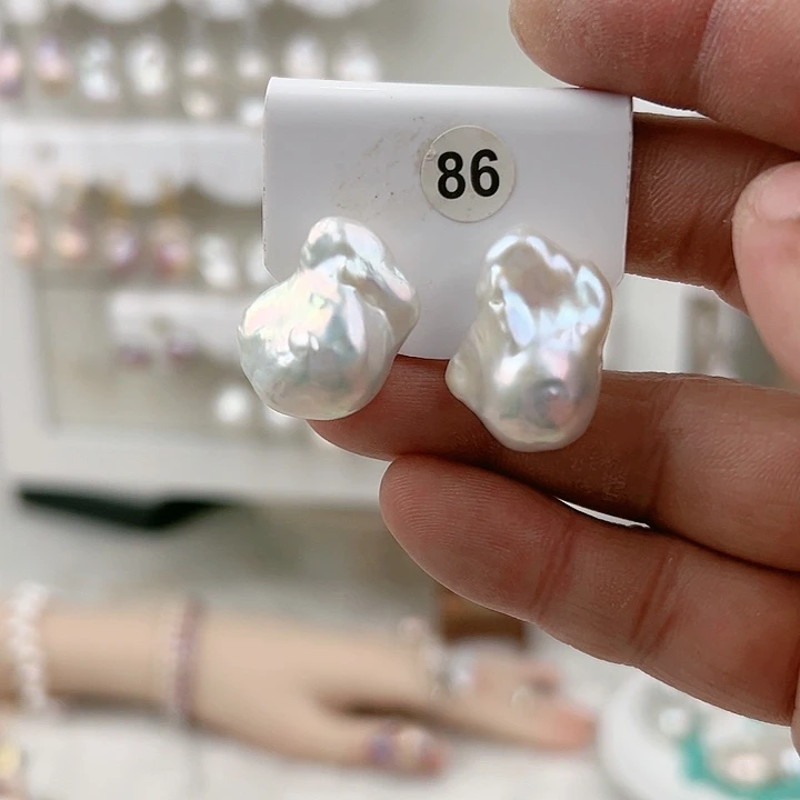 银S925镶嵌耳饰淡水珍珠