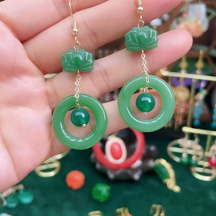 石英质玉耳钉合金