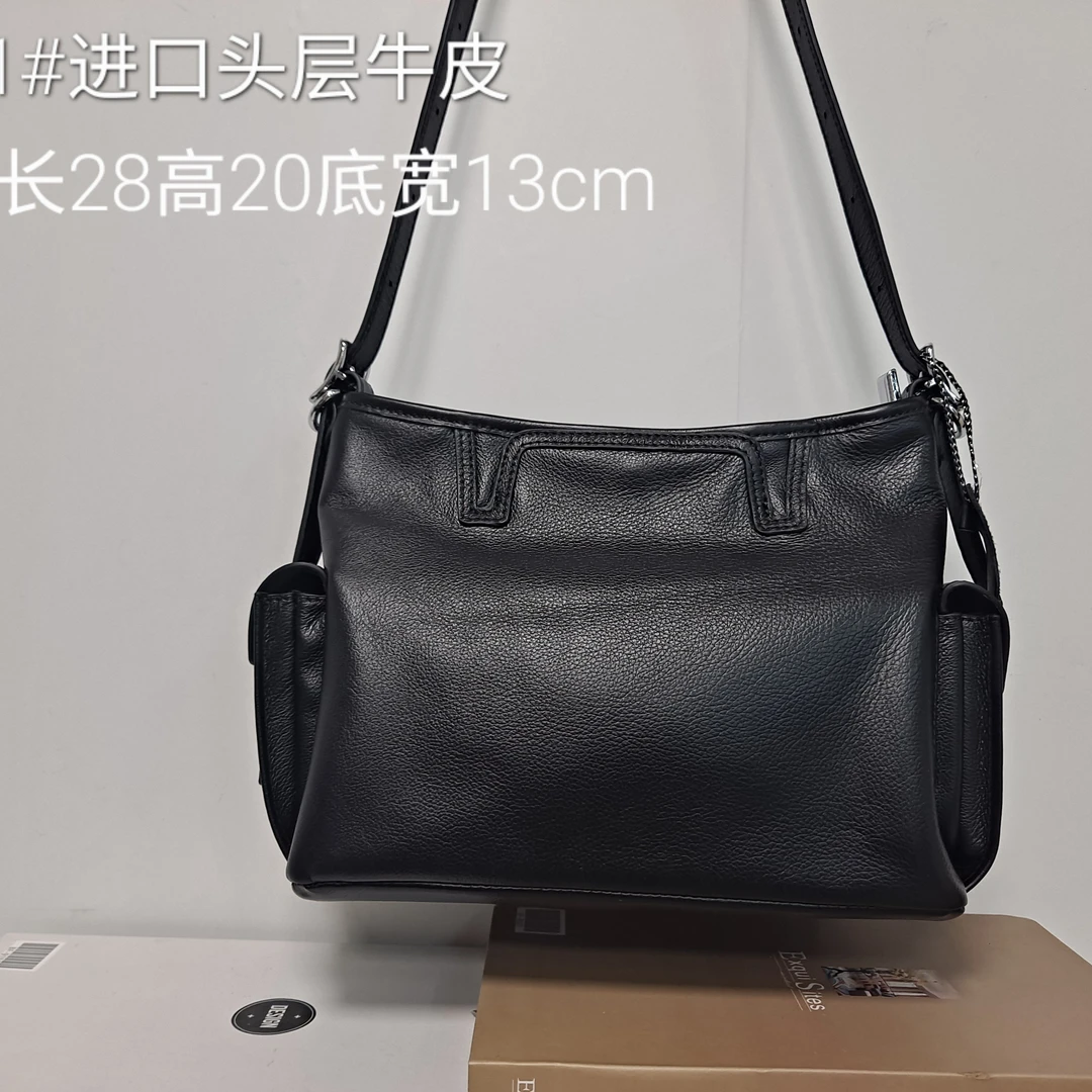 9371#进口头层牛皮女士多口袋款腋下斜挎包