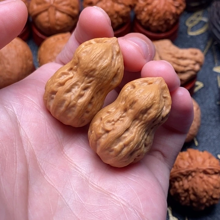 文玩核桃吊坠葫芦