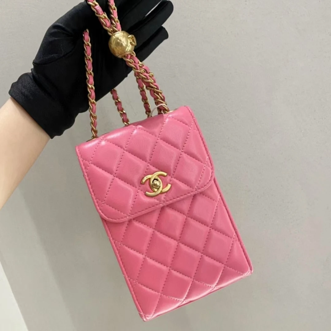 99新 Chanel/香奈儿 蓝总专场/粉色金球手机包 29开