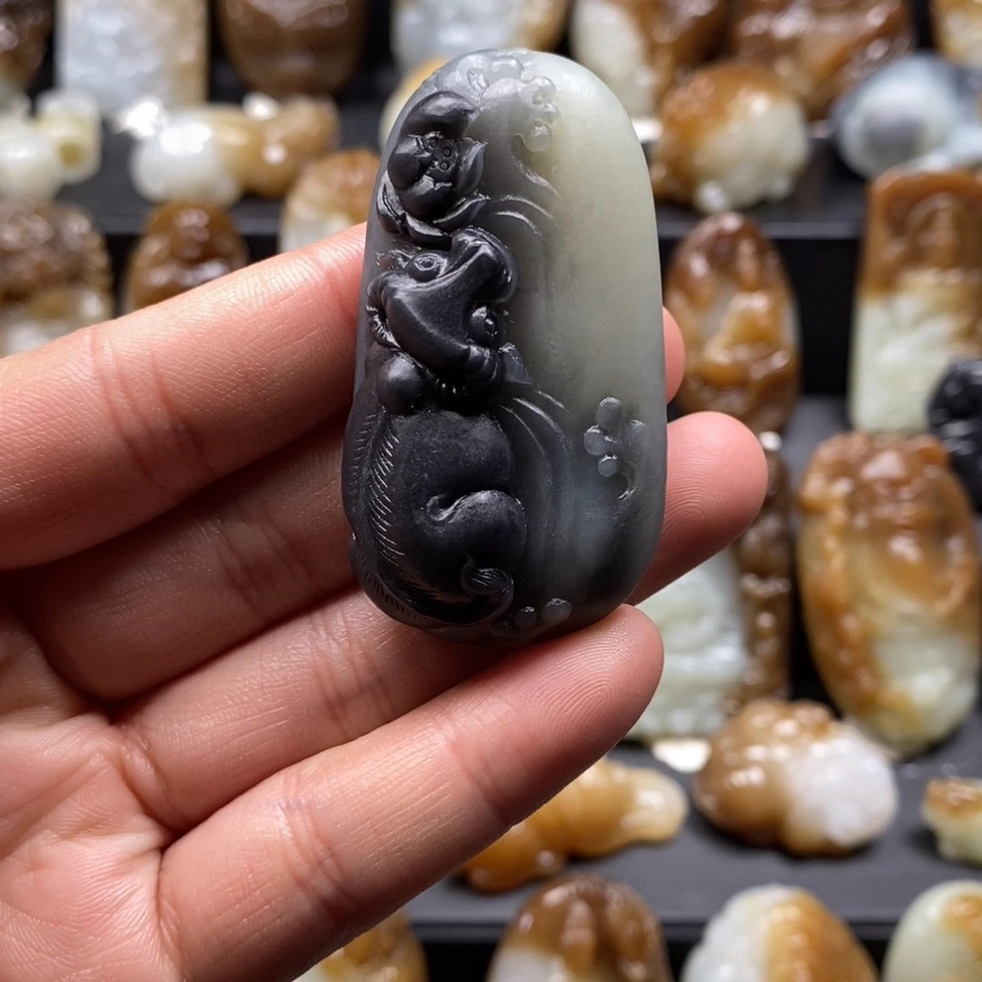 和田玉（糖玉）吊坠(不含链)未镶嵌