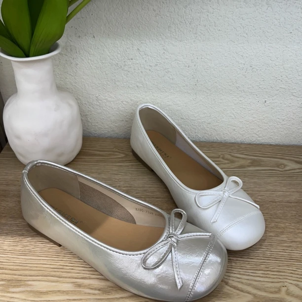 法式平底圆头浅口单鞋女2025夏季新款温柔仙女风蝴蝶结芭蕾奶奶鞋