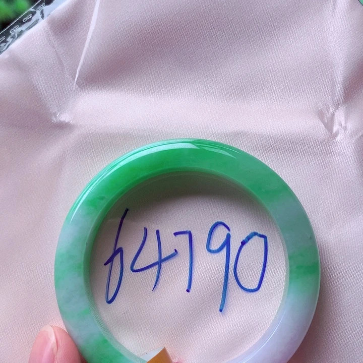 翡翠未镶嵌手镯翡翠