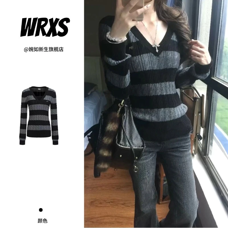 【婉如新生】2025春秋新款复古撞色v领毛衣女修身灰黑条纹针织打底