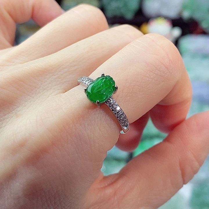 颈饰未镶嵌翡翠天然