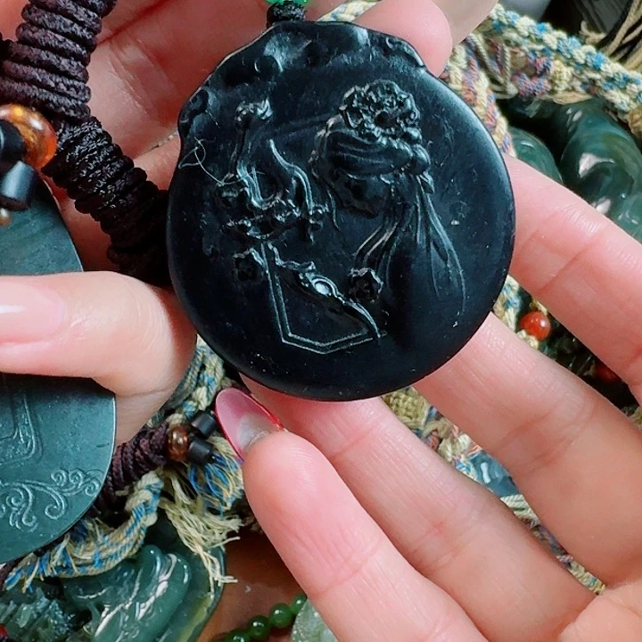 和田玉挂件未镶嵌