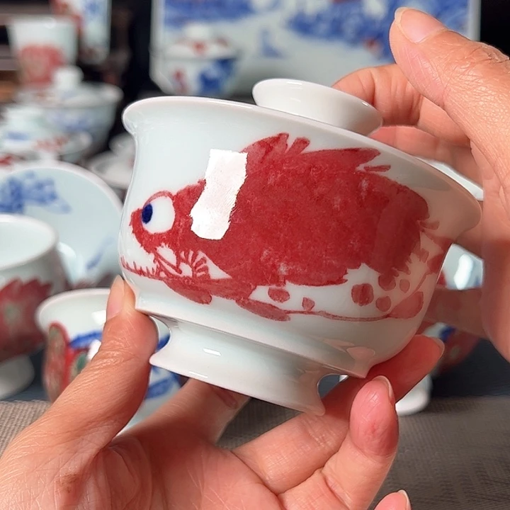 杯原矿青花釉里红瓷器