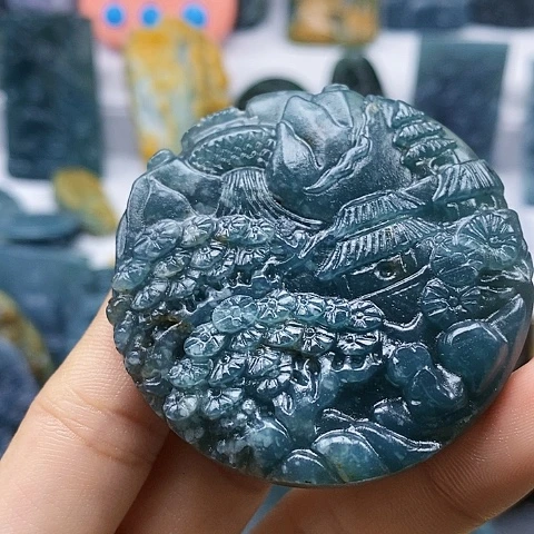 高***生定制翡翠未镶嵌山水