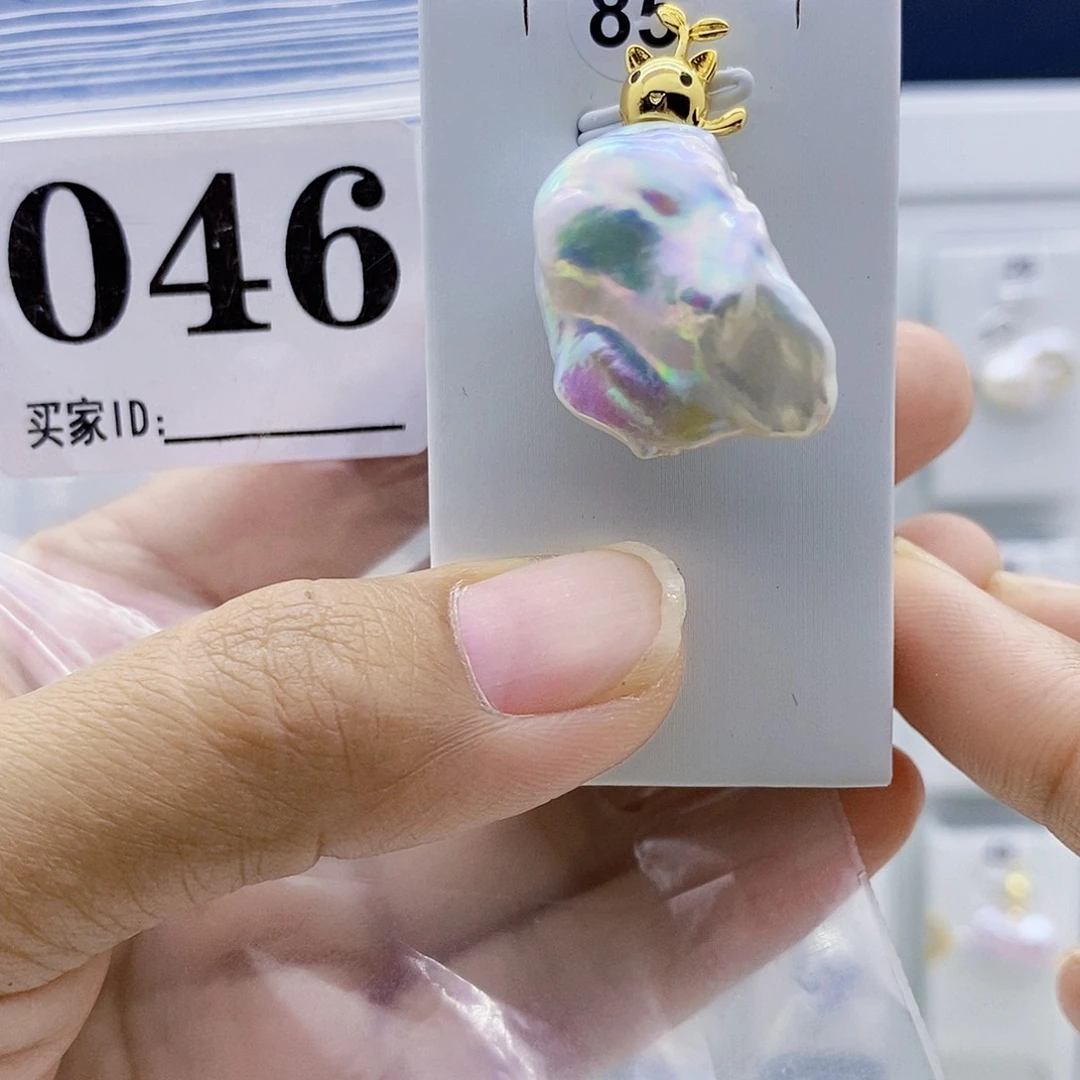 淡水珍珠颈饰钛钢