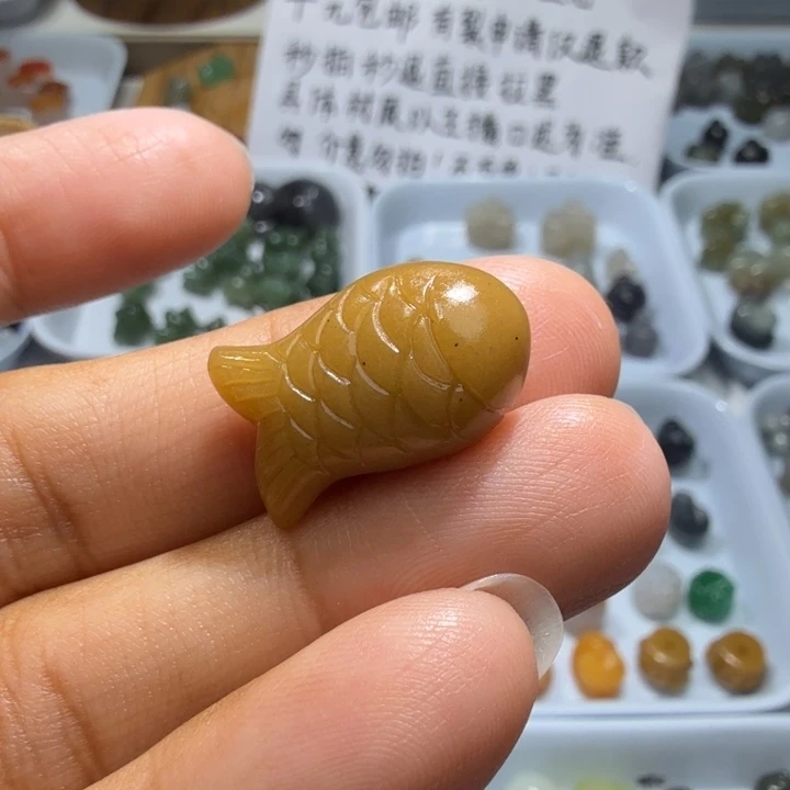 和田玉未镶嵌珠宝半成品