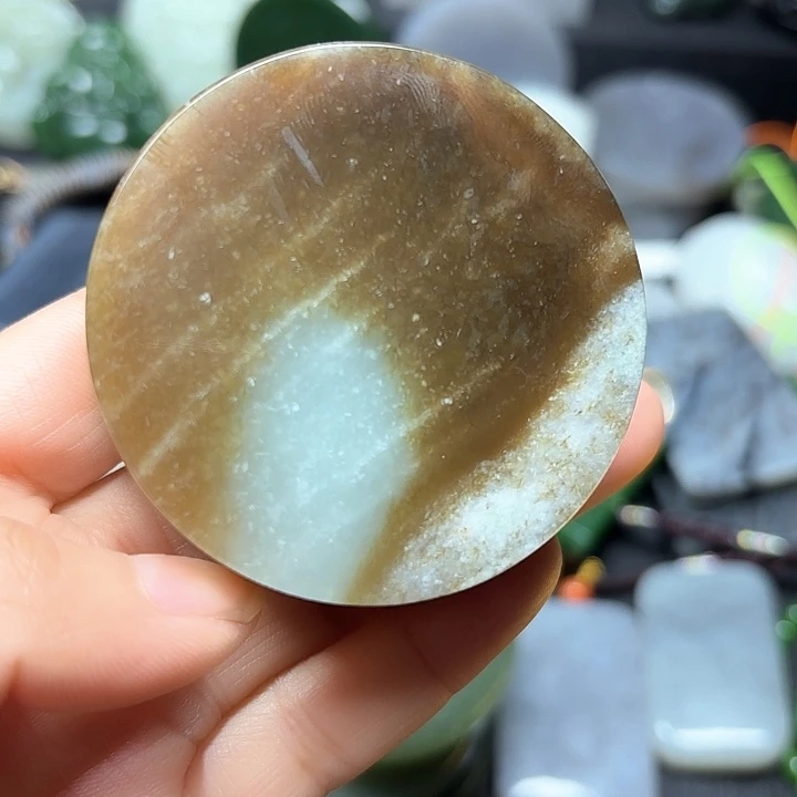 和田玉珠宝半成品未镶嵌在****花