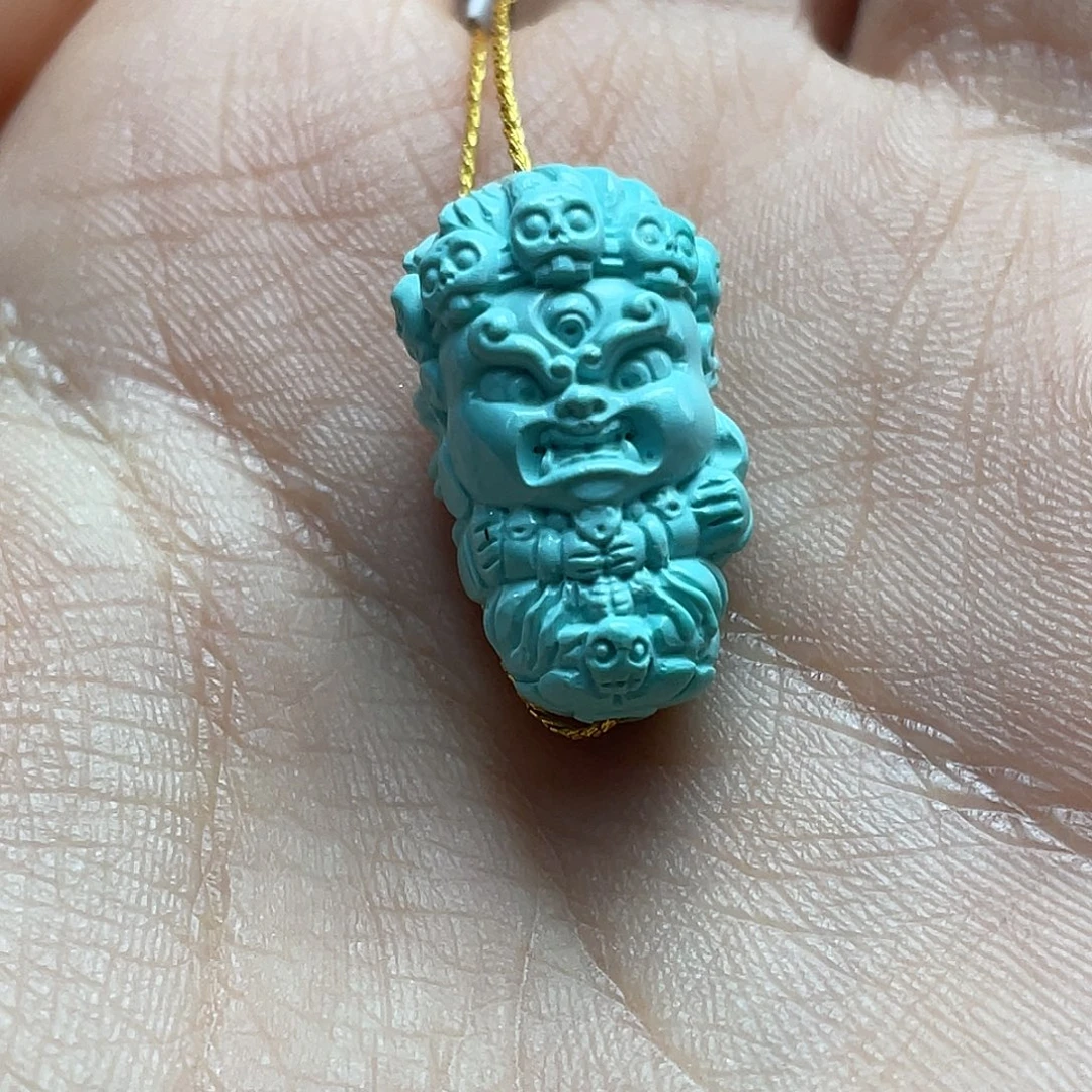 绿松石未镶嵌颈饰