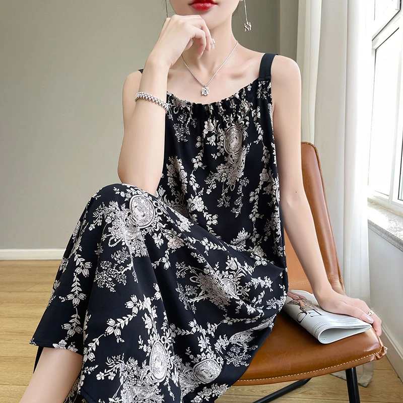 法式复古吊带连衣裙女款碎花气质垂感长裙百搭显瘦高级感无袖裙子