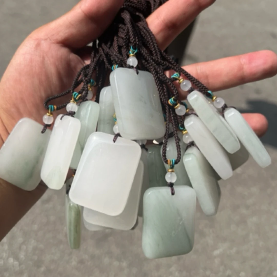 【天山翠34无事牌】新疆天然玉石天山翠玉平安无事牌多样性拍一发一