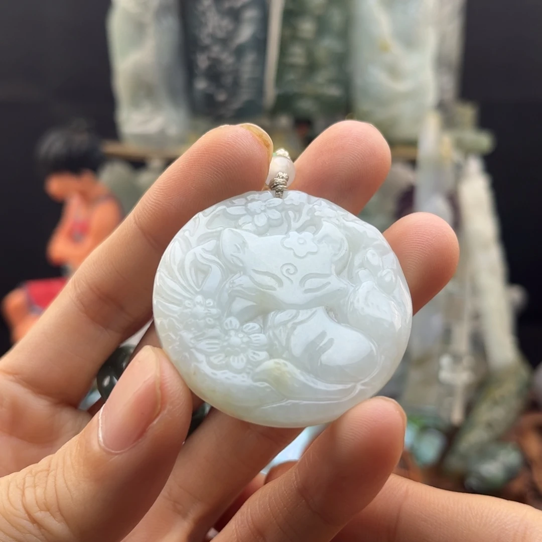 翡翠未镶嵌颈饰九尾