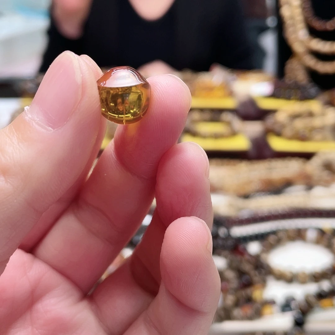 琥珀裸石未镶嵌洋*—大