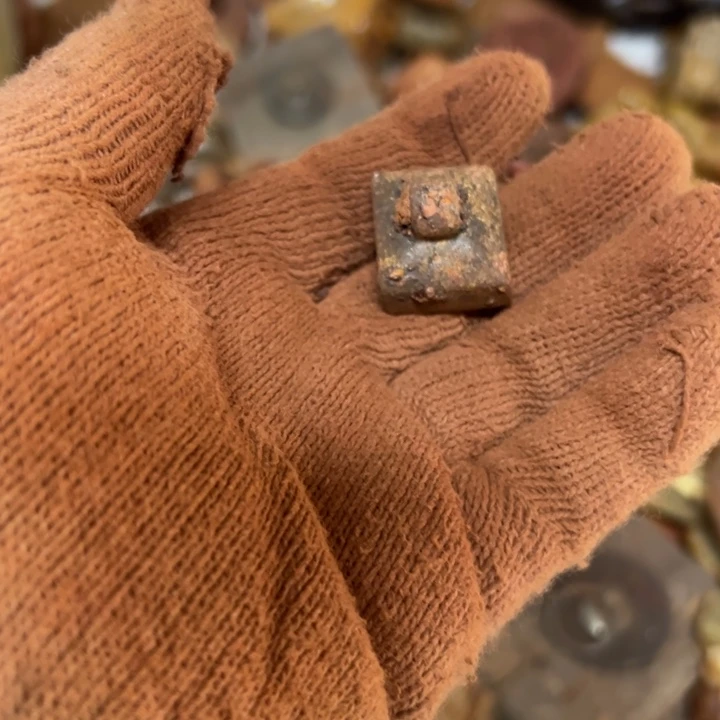 终***。和田玉未镶嵌挂件